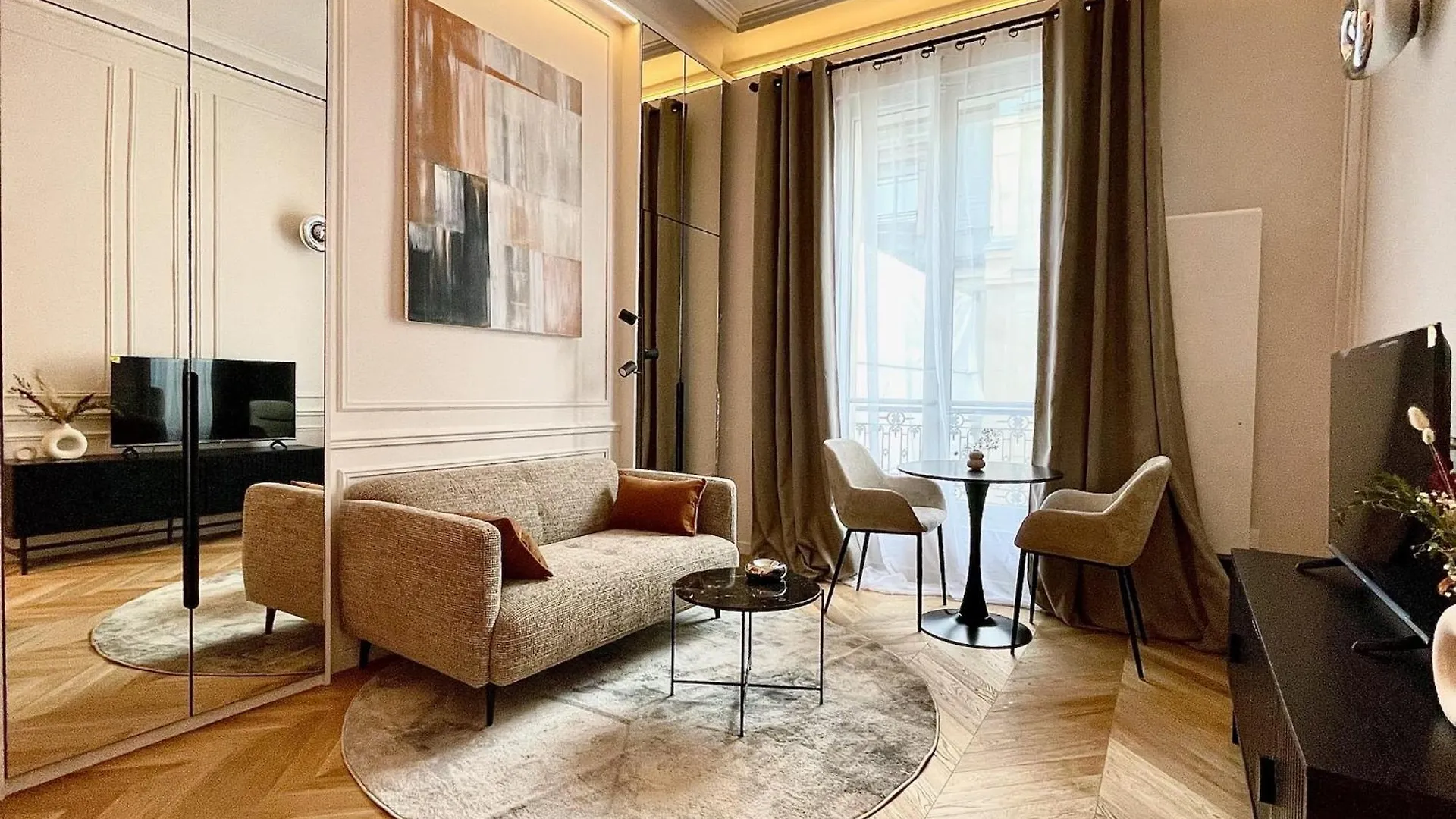 Apartment 5-star Champs-elysees *